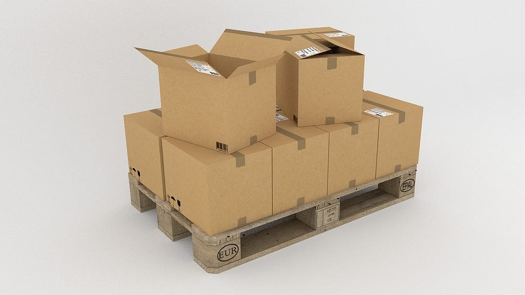 image of loose cartons on a shipping pallet
